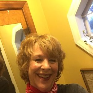 Meet your Posher, Renee